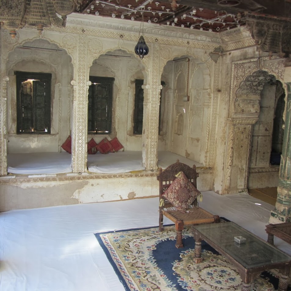 Mahansar, Castle
