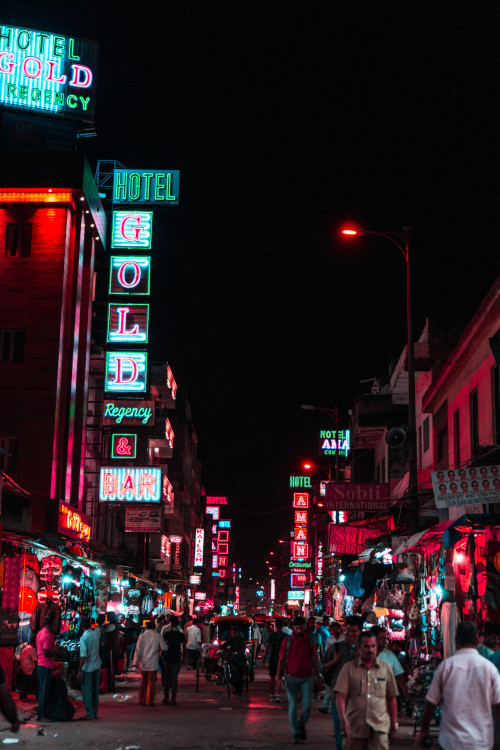 Paharganj by night